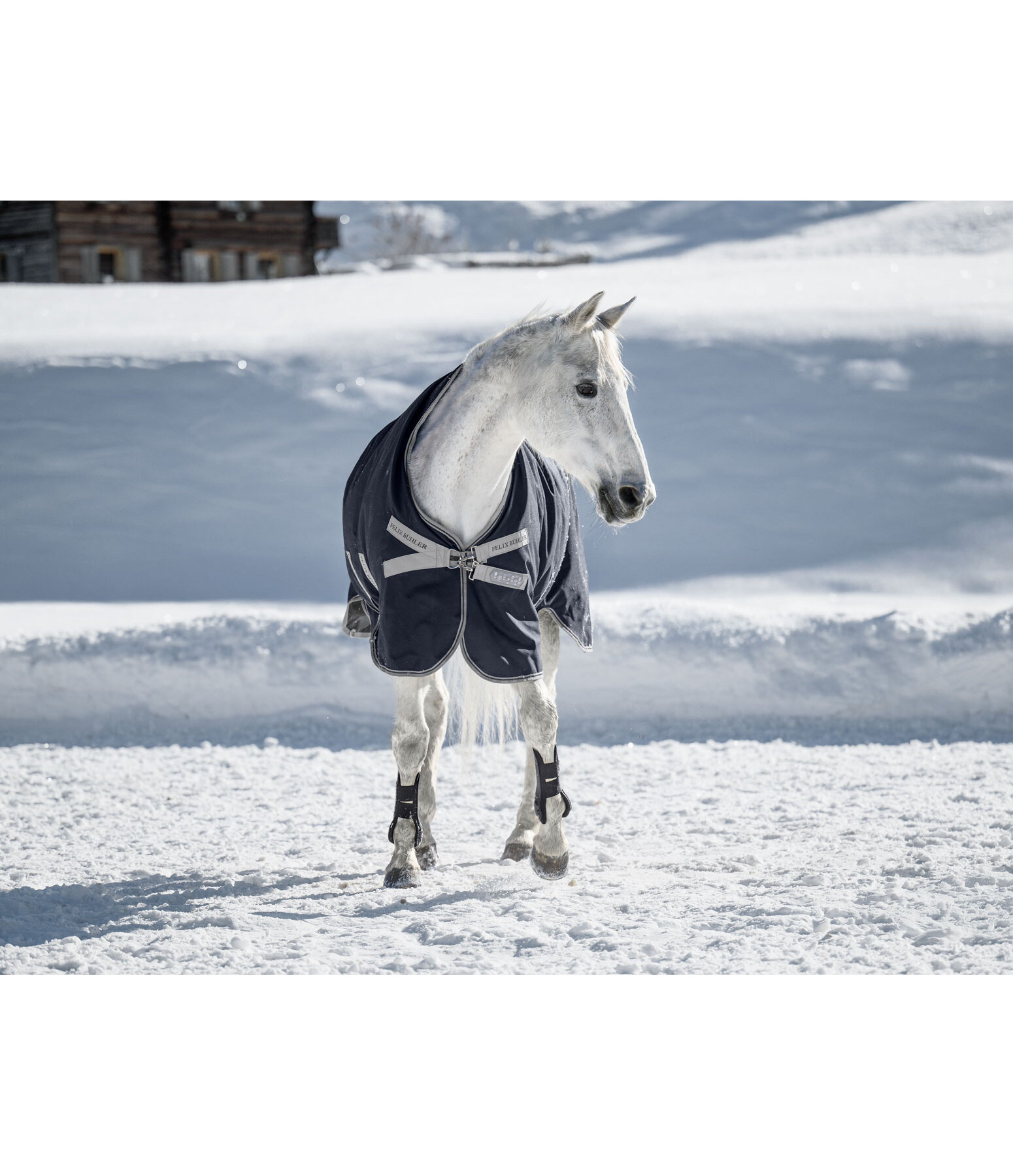 Couverture d'extrieur avec systme de liners  Fadeah Medium, 100  250g