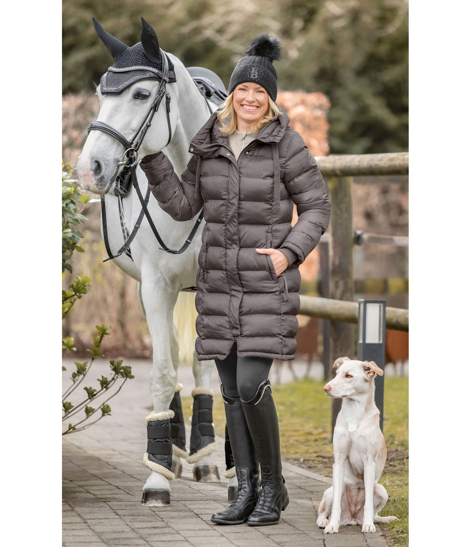 Manteau d'�quitation matelass� � capuche  Minou