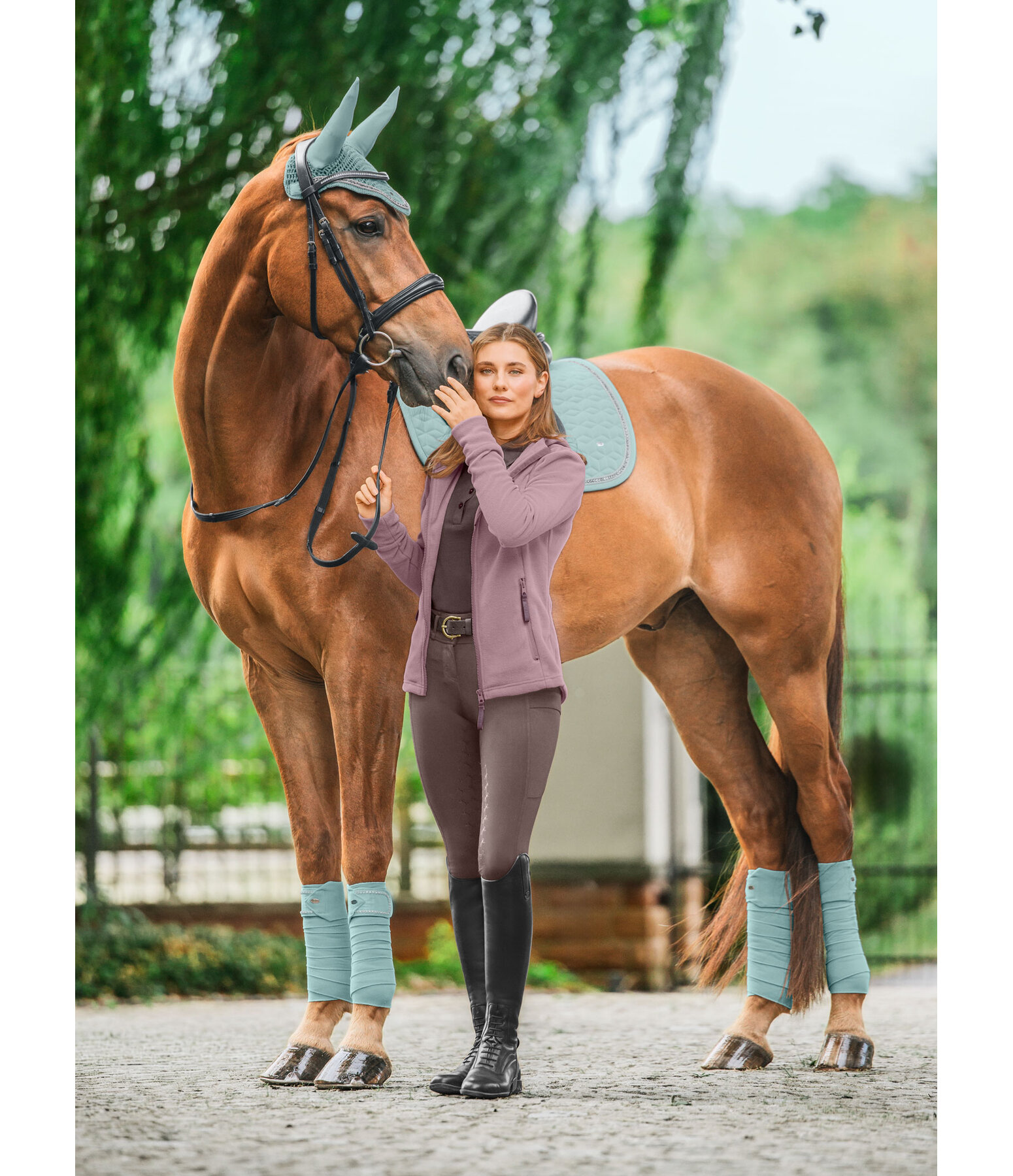 Veste polaire � capuche  Cat