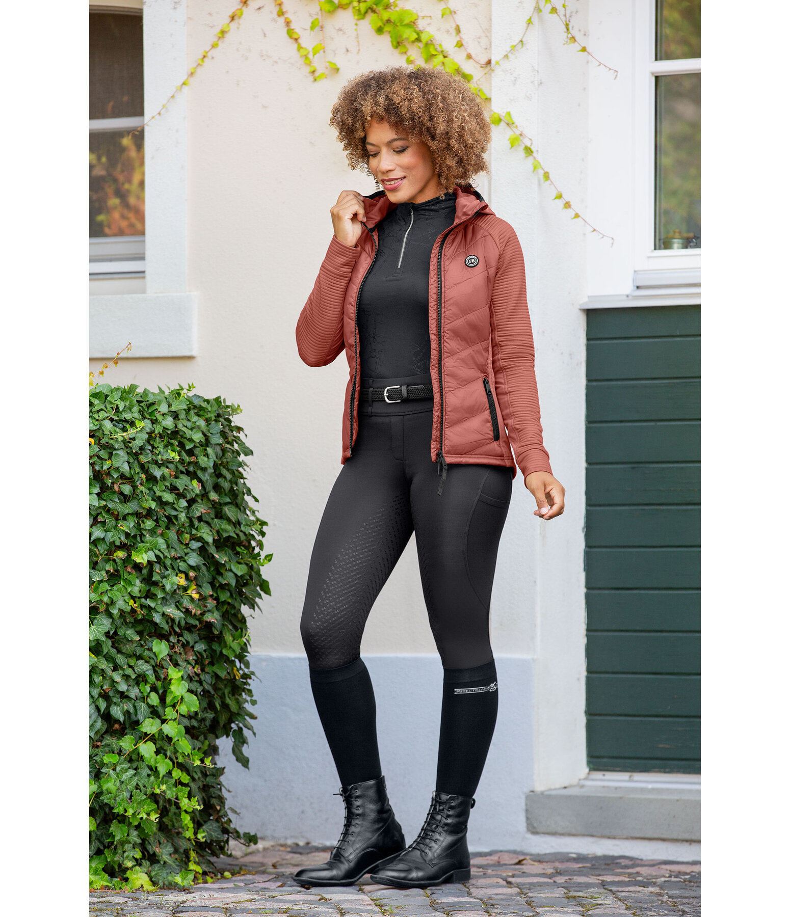 Veste stretch bi-mati�re � capuche  Lene