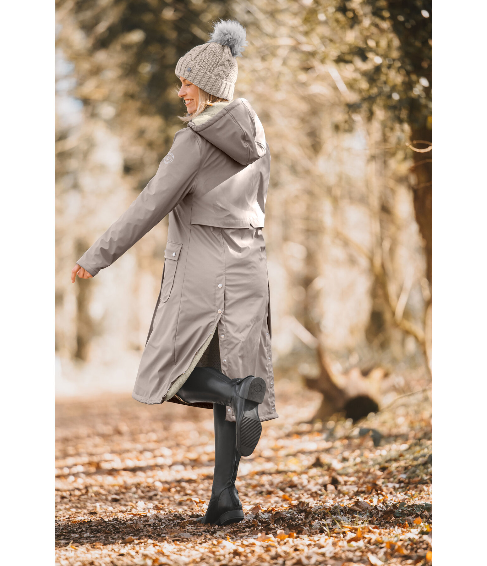 Manteau de pluie long � capuche doubl� en fourrure Teddy  Paris