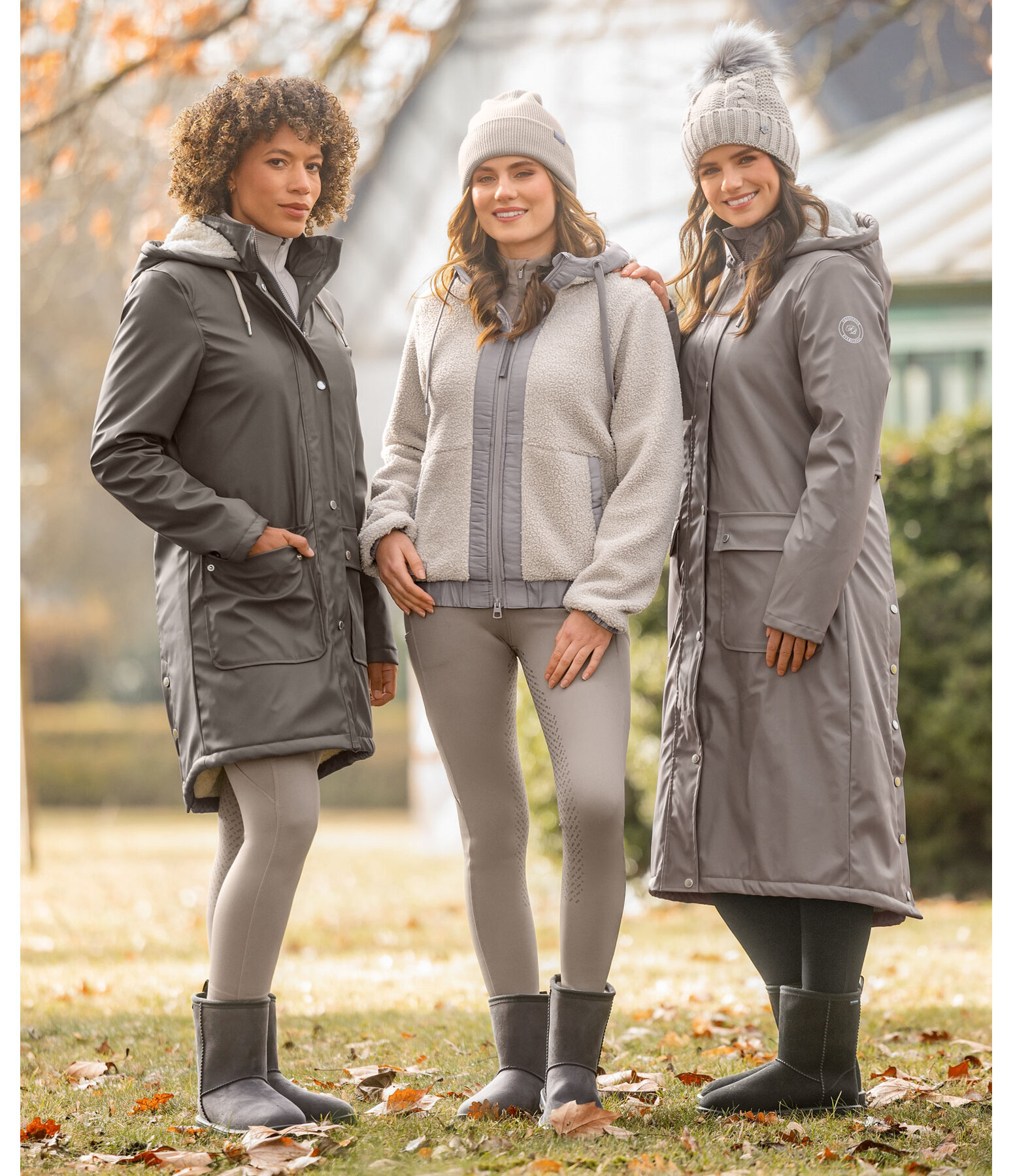 Manteau de pluie long � capuche doubl� en fourrure Teddy  Paris