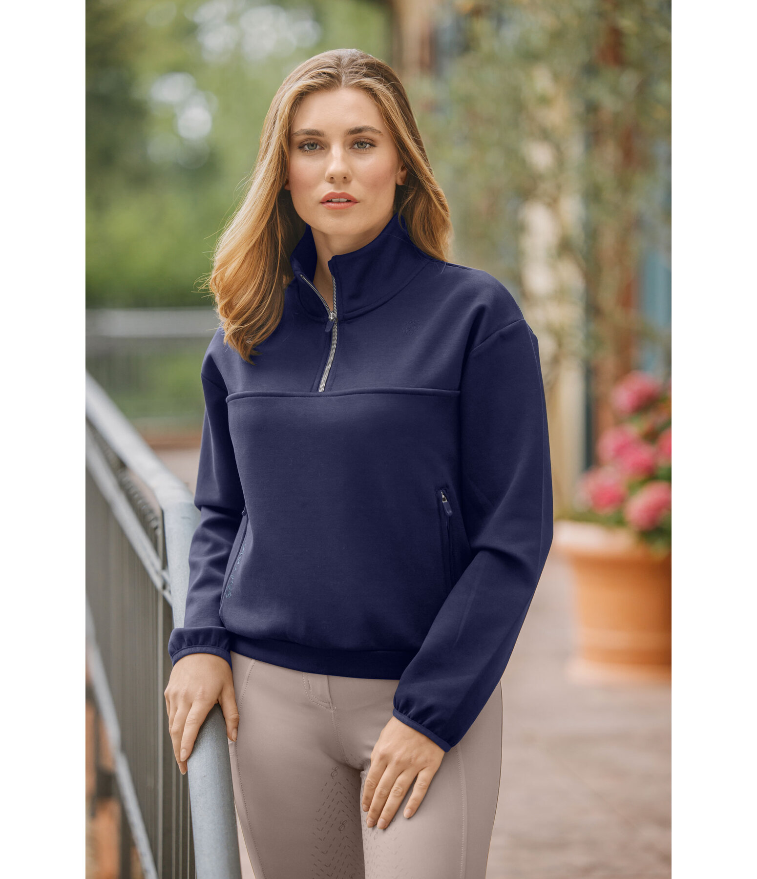 Sweat cropped  Alessa