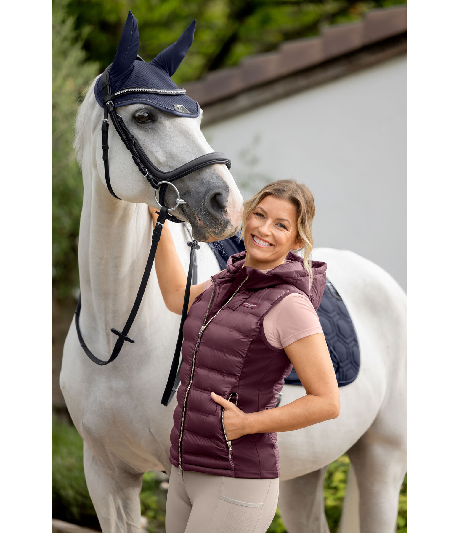 Gilet bi-mati�re � capuche  Josy