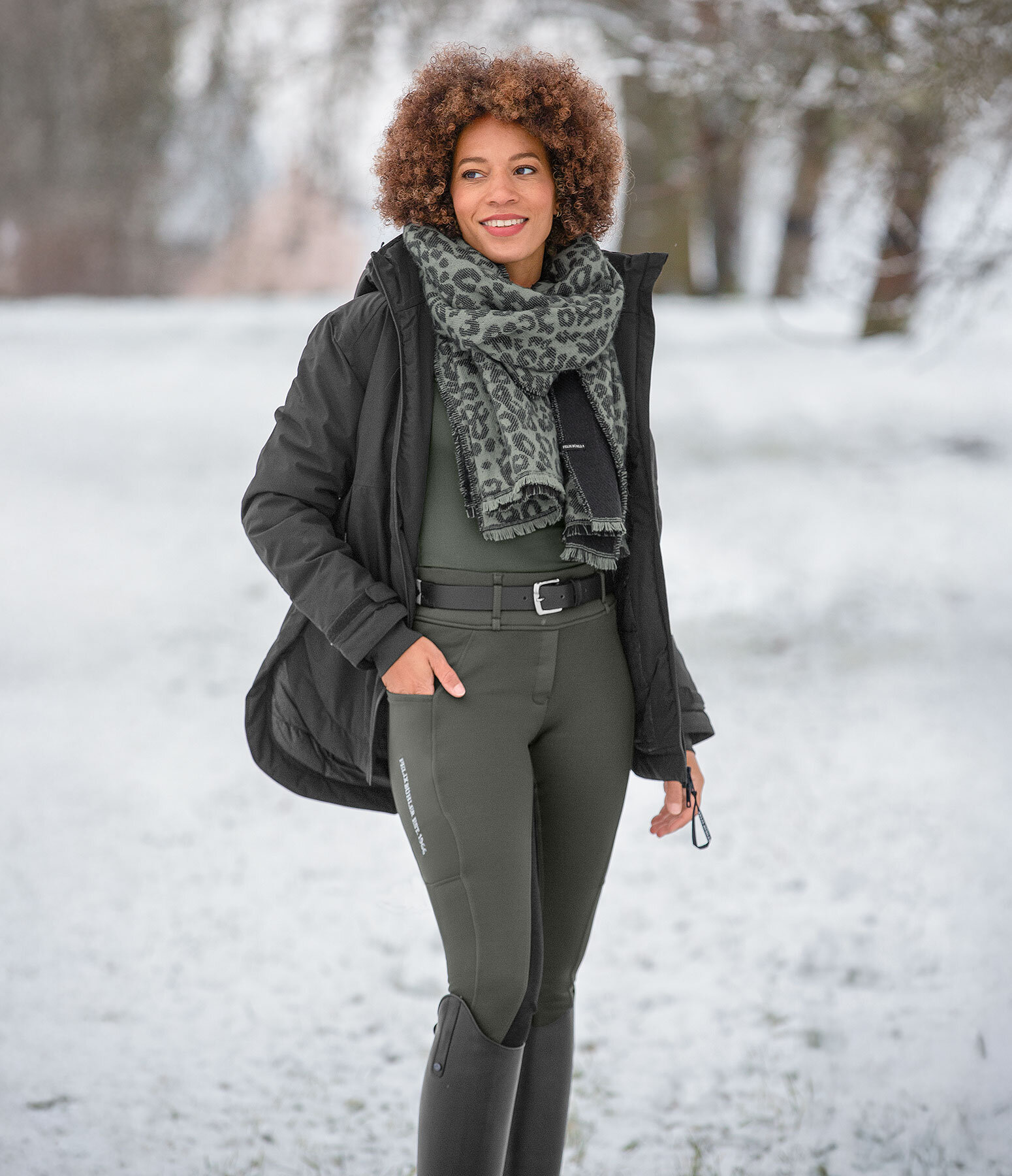 Tenue femme Gretha en noir