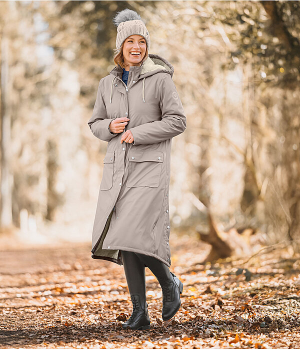 Tenue femme Paris en taupe