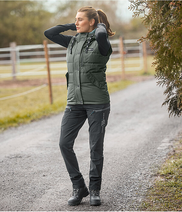 Tenue femme avec gilet outdoor  bi-mati�re